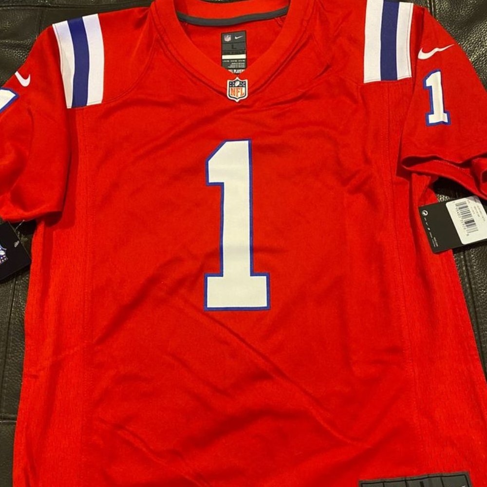 Nike brand NEW ENGLAND PATRIOTS CAM NEWTON Youth JERSEY S,M,L New w tags